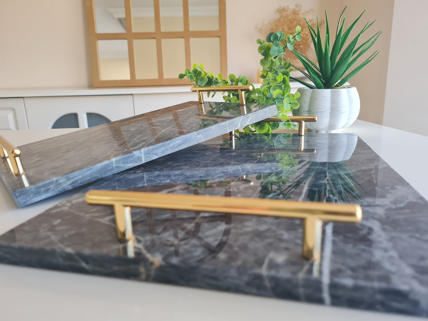 2er- Set- Marmor Tablett rechteckig mit Metallgriffen