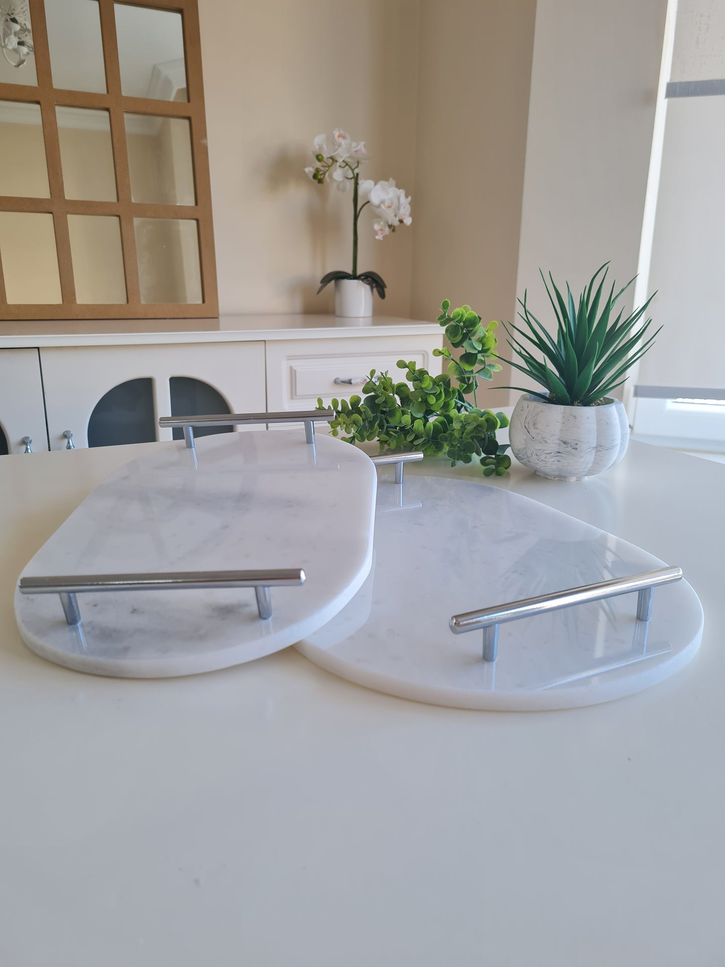2er Set Marmor Tablett oval mit Metallgriffen