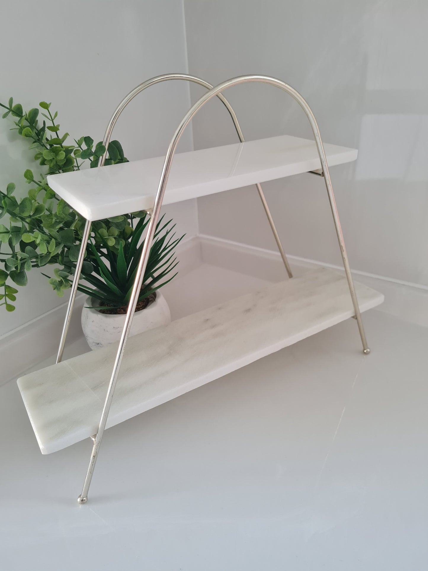 Marmor Etagere 2 stufig mit Metallgestell