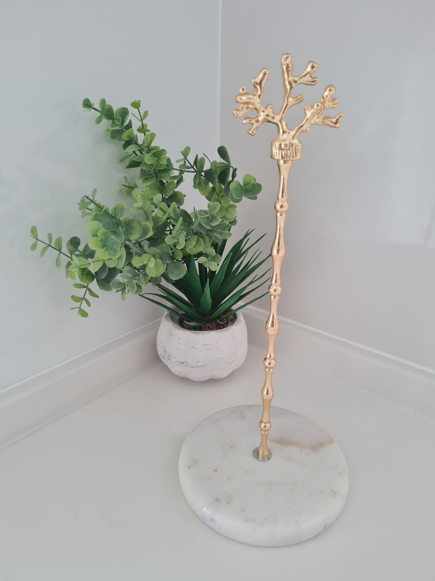 Marmor Küchenrollenhalter mit Metallhalterung